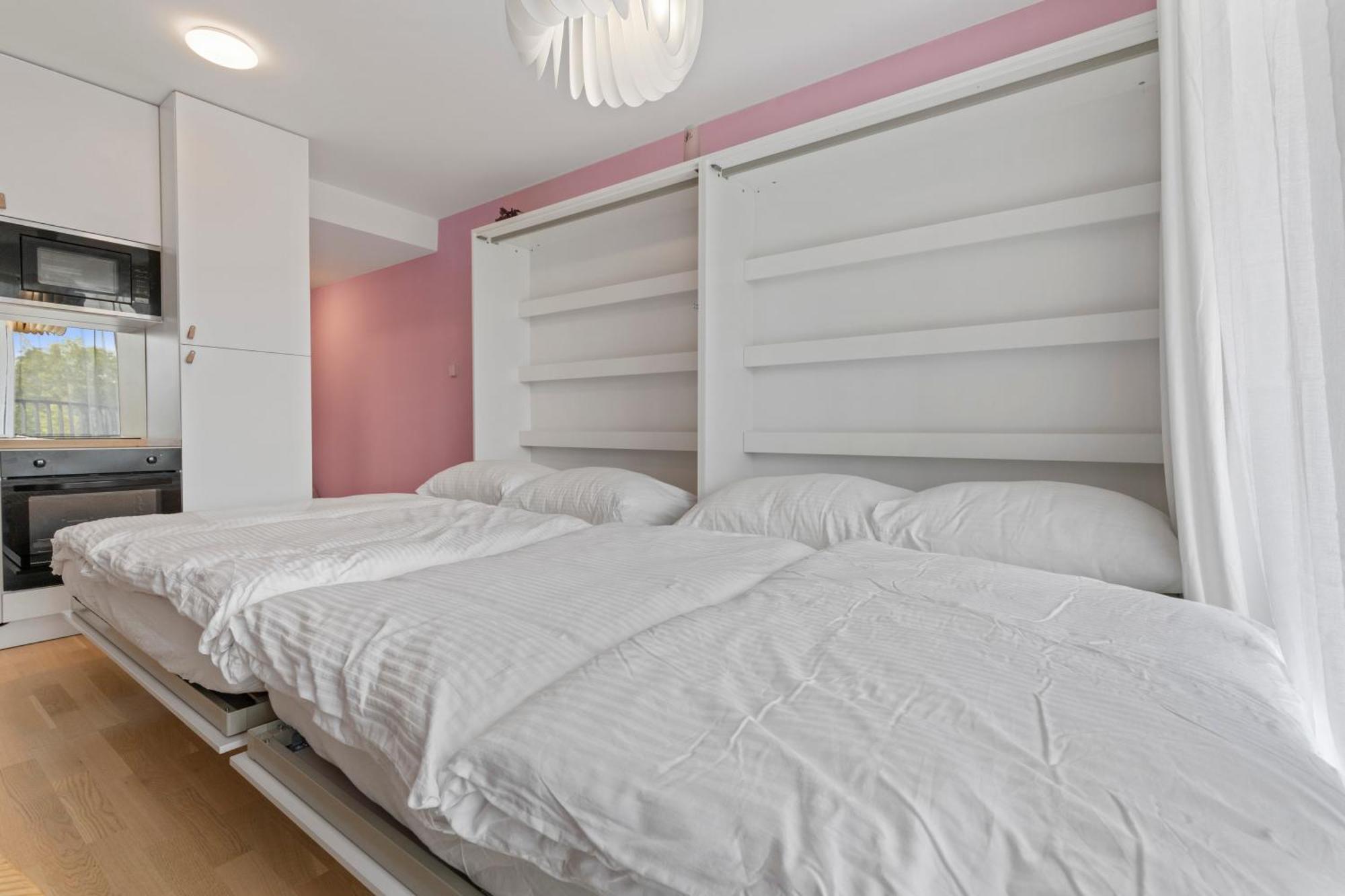 Lam Lavender - Free Parking Apartment Братислава Екстериор снимка
